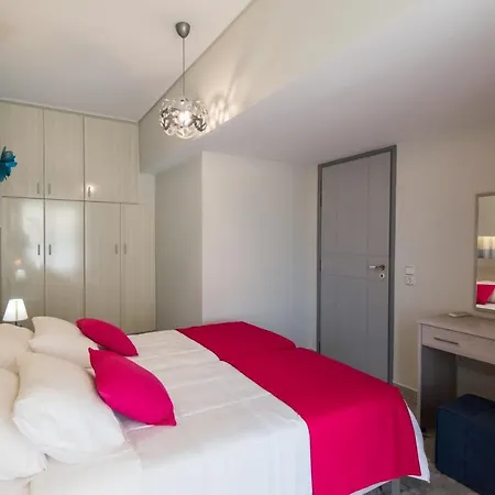 Birais 2* Rethymno (Crete)