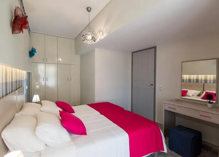 Birais 2* Rethymno (Crete)