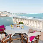 Birais Hotell 2*