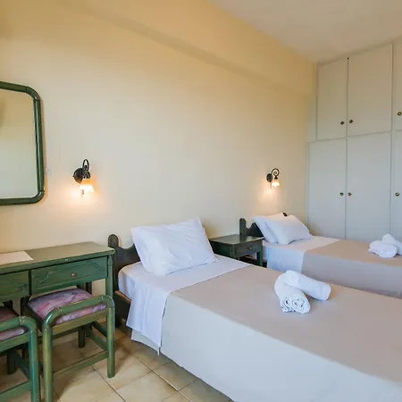 Birais Hotel Rétino